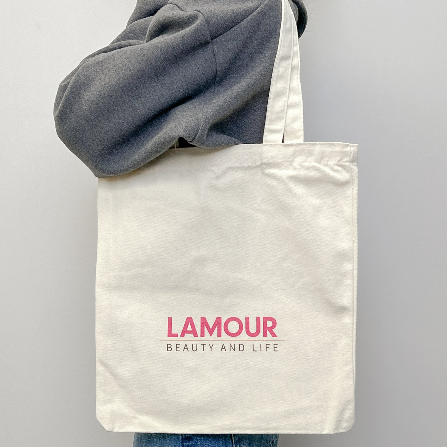 LAMOUR Tote Bag