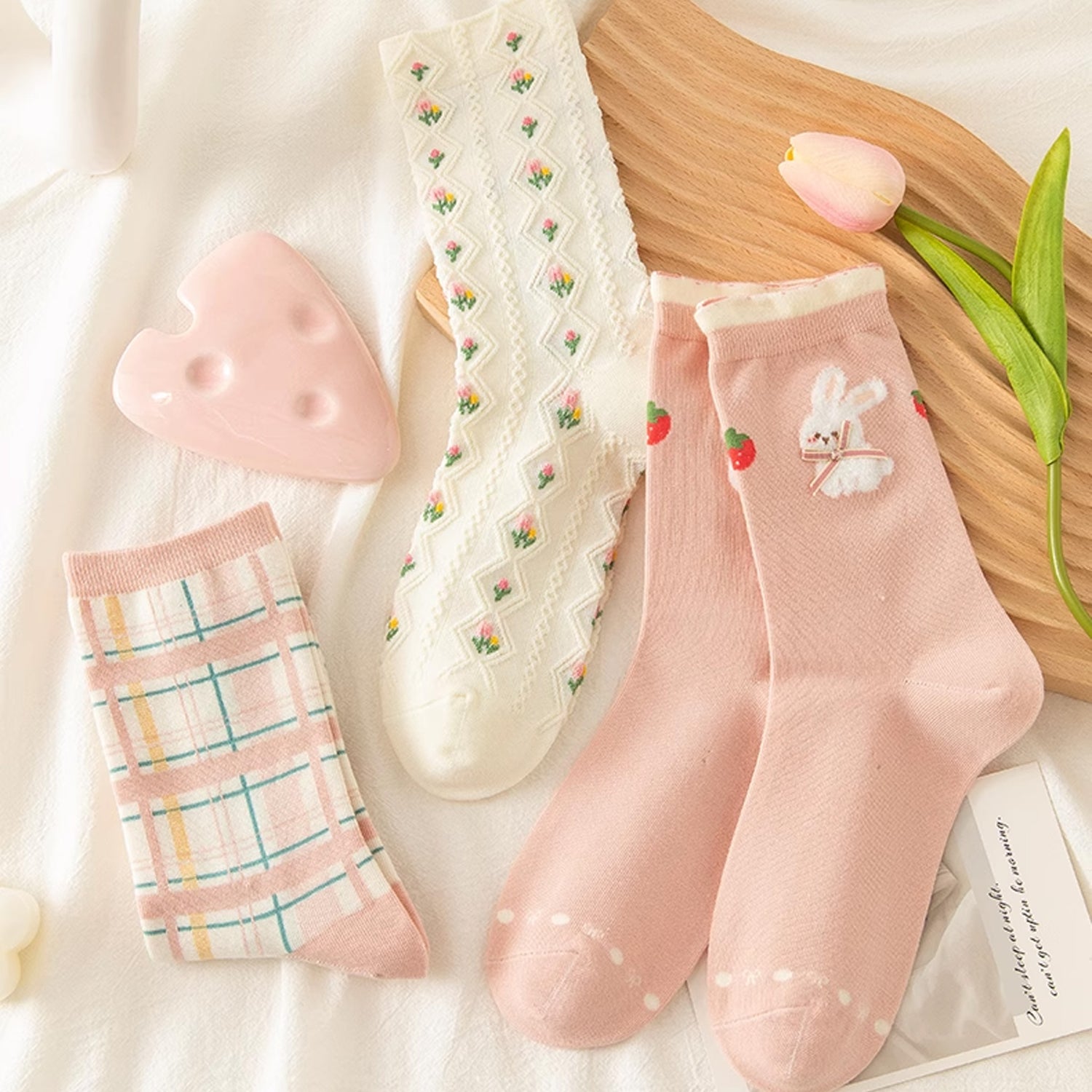Caramella Mid-Calf Socks Pink