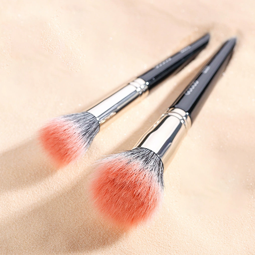 GOOOD Cheek Brush Small 1pc