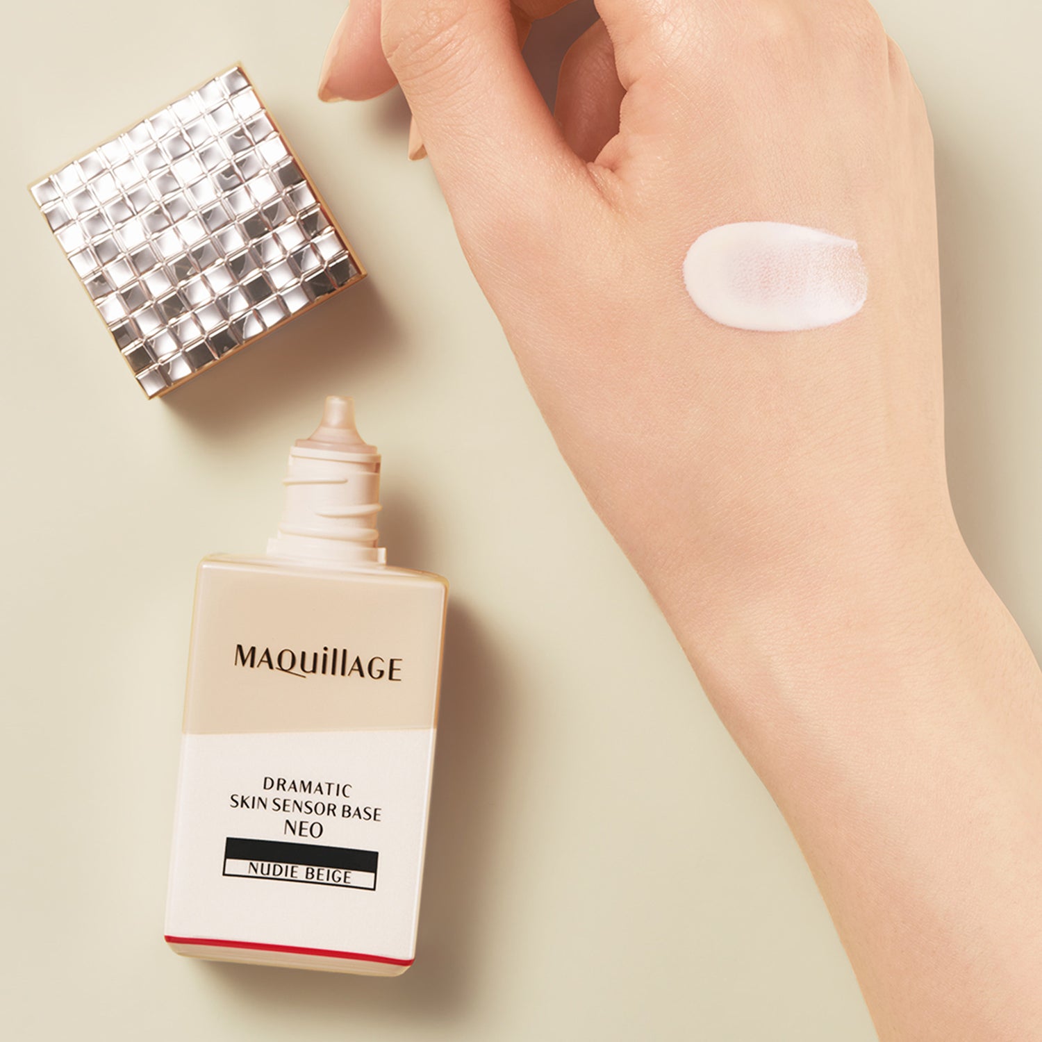 MAQuillAGE Dramatic Skin Sensor Base NEO