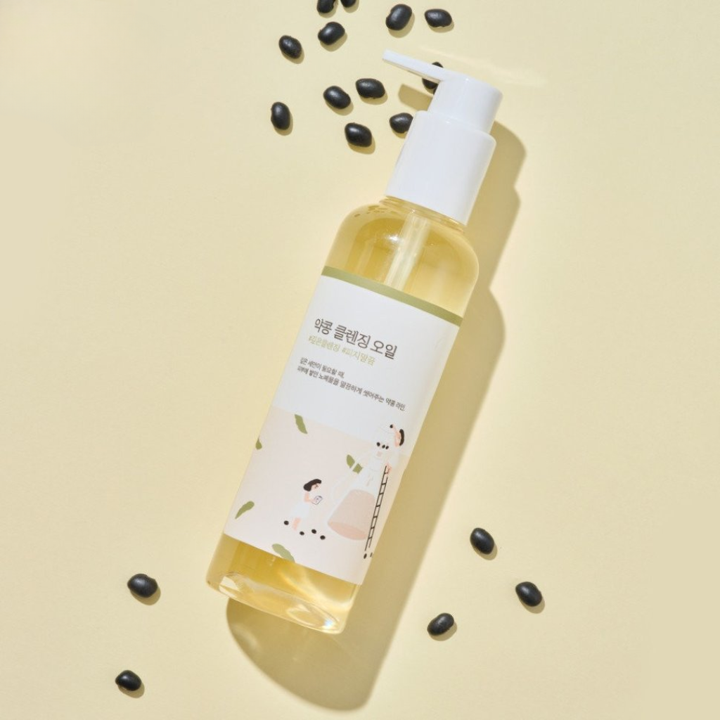 Experience a deep cleanse with this nourishing cleansing oil, designed to remove impurities and makeup while maintaining skin’s natural moisture balance. 