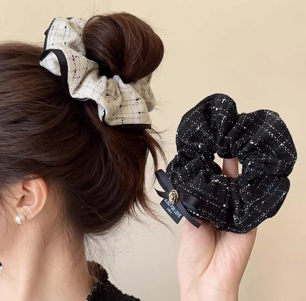 Small Vintage Fragrant Hair Scrunchies