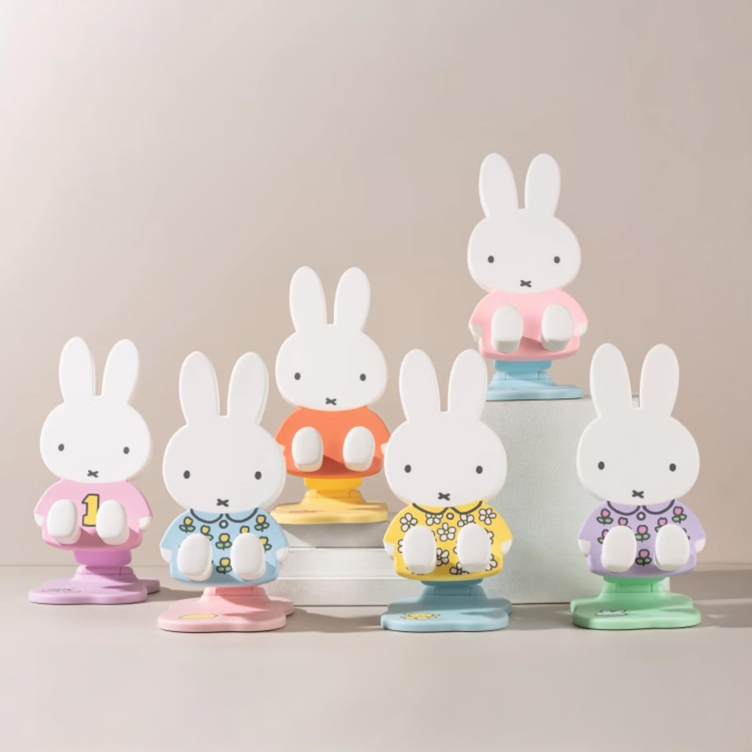 TOPTOY Miffy Pad/Phone Stand Blind Box